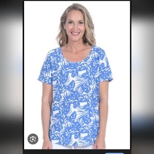 Floral Blue Women's Blouse Size Medium 100% Rayon